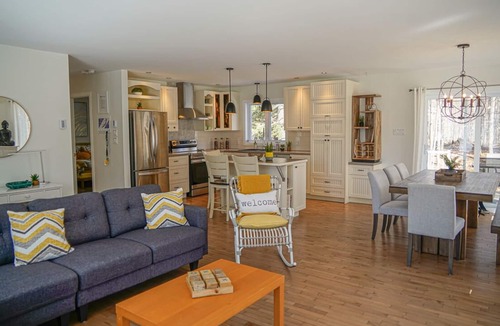 Magog House | House