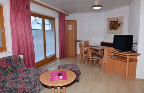 Ravaisch Apartment | House Carnot, apartment 2