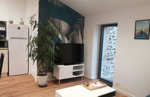 Belleville-sur-Vie House | House center Bellevigny