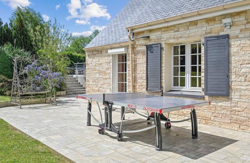 Saint-Arnoult Apartment | House Deauville – Stylish Villa w/Pool & BBQ
