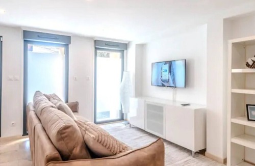 Douvaine House | House deluxe frontier Switzerland