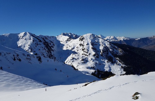 Bagneres-de-Luchon House | House downtown LUCHON sleeps 4/5