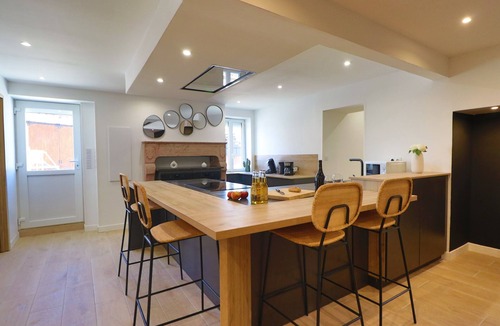 Pagny-le-Chateau House | House-Ensuite with Bath