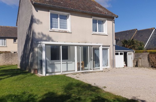 Montfarville House | House equipped for 1-8 people (modular)