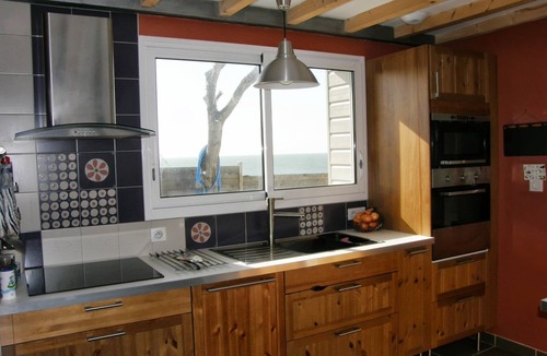 La Plaine-sur-Mer House | HOUSE FACING THE SEA 180° IMPRENSABLE VIEW, 3 BEDROOMS, bright renovated