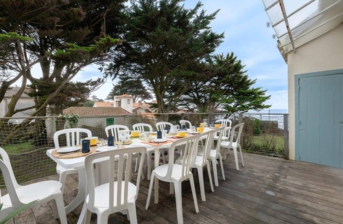 La Rogere House | House for 12 - Sea view - La Bernerie beach
