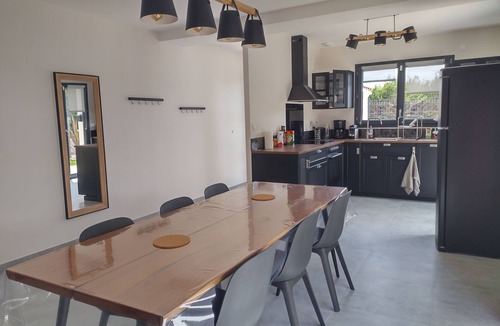 Tignieu-Jameyzieu House | House for 12 people Classified 3 stars at the Gîte de France near Lyon
