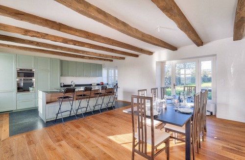 Tremereuc House | House for 12 with large garden and swimming pool