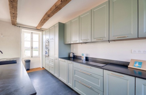 Tremereuc House | House for 12 with large garden and swimming pool
