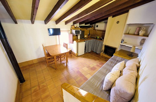 Agost Cottage | House for 2 persons with fireplace and double bed