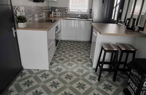 Herin House | House for 2 to 10 max