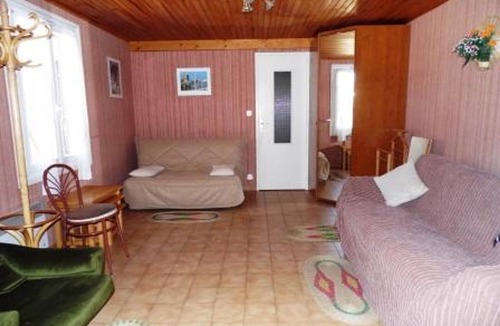 La Faute-sur-Mer House | House for 4 people, 400m from Belugas Beach, pets allowed