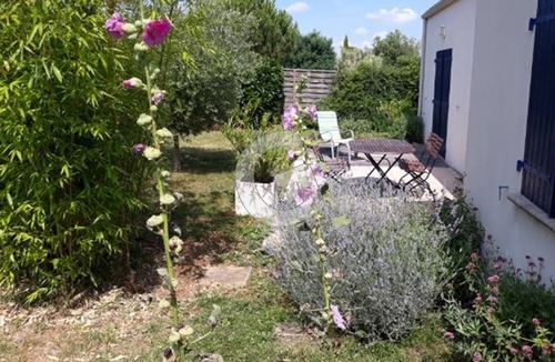 Angles House | House for 4 with private garden and parking, near beach - Angles
