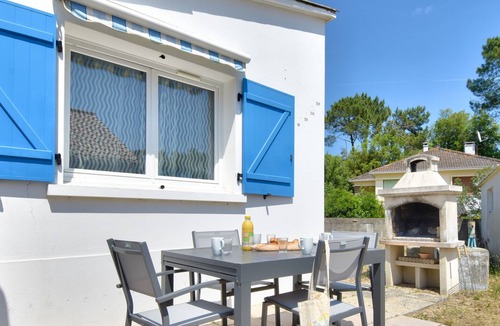 La Barre-de-Monts Ski Chalet | House for 5 between beach and forest