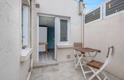 La Rogere Ski Chalet | House for 5 people, 350m from the beach.