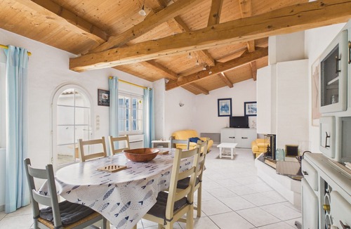 L'Epine House | House for 6, close to the beach and marshes