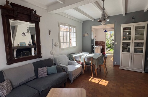 Saint-Jean-de-Monts House | House for 6 near the forest, terrace, pets allowed