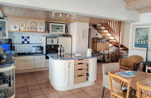 L'Epine Ski Chalet | House for 6 - Pool - 750m from the beach