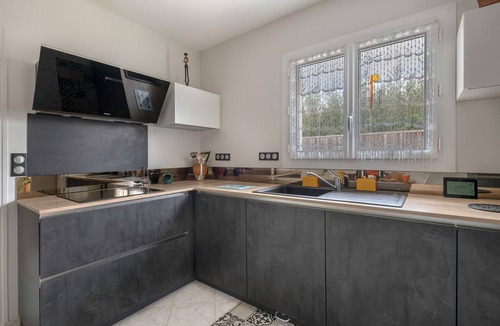 Le Pouliguen Ski Chalet | House for 7 - 750m from the marina