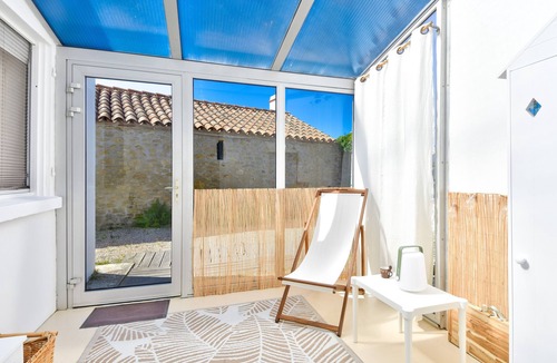 L'Epine Ski Chalet | House for 7, 800m from sea, with garden
