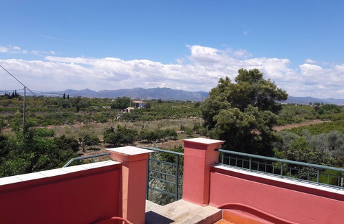 Burriana House | House for 8 people with private parking about 1 kilometer from the beach