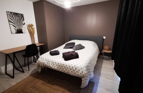 Poitiers House | House for a break in Poitou, Pros & tourists