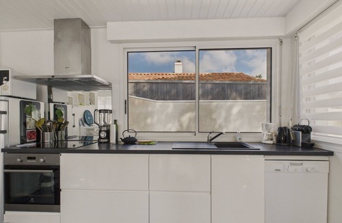 Bretignolles-sur-Mer Ski Chalet | House for 8 - Terrace - Barbecue - 500 m beach