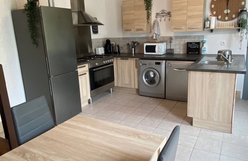 La Chapelle-Saint-Etienne House | House for 6 to 14 people 45 min from Puy du Fou - Friends, Family and Pro