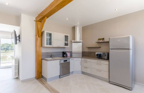 Aix-Villemaur-Palis House | House