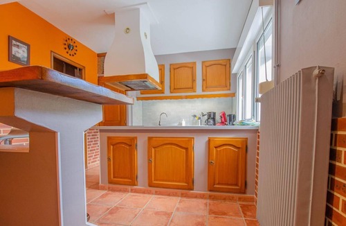 Chatres House | House