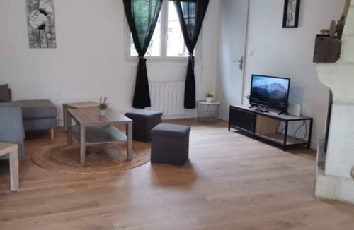 Ablon House | House in the countryside with private jacuzzi!