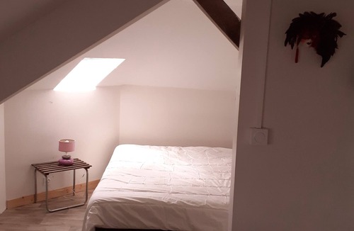 Lannemezan Apartment | House