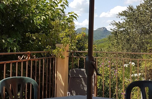 Monoblet House | House