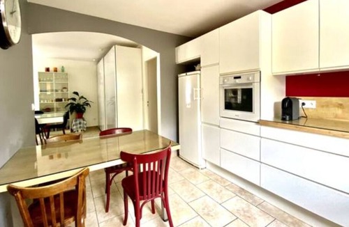 Moulezan Villa | House