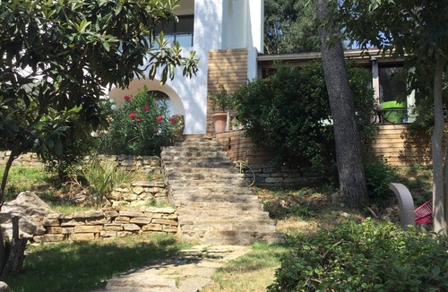 Saint-Clement-de-Riviere Villa | House for 8 people in Saint Clément de Rivières
