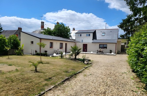 Saint-Clement-des-Levees House | House on the Loire with Pool and Jacuzzi
