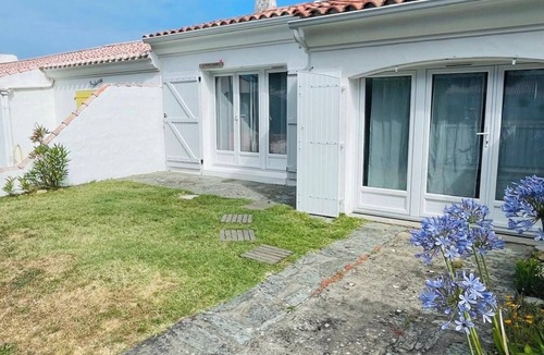 Saint-Gilles-Croix-de-Vie House | House close to the ocean "La Petite Sardine"