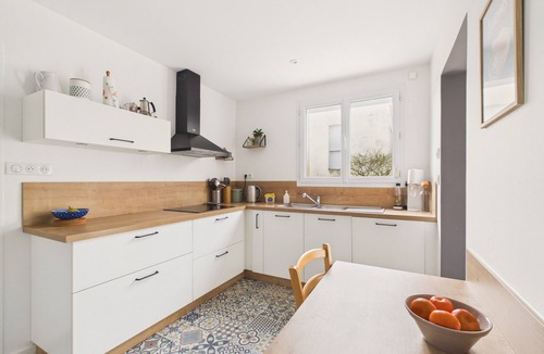 Saint-Gilles-Croix-de-Vie House | House for 8 with garden, Saint-Gilles town centre