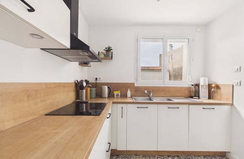 Saint-Gilles-Croix-de-Vie House | House for 8 with garden, Saint-Gilles town centre