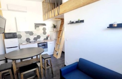 Saint-Leger-sous-Brienne House | House sleeps 4