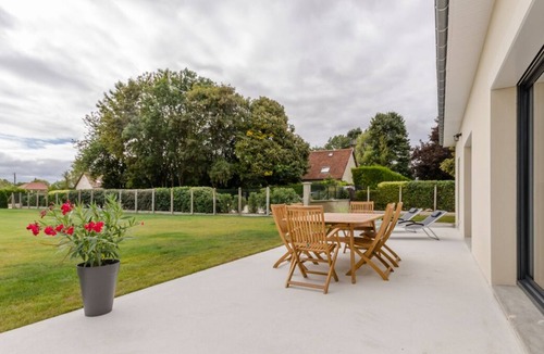 Saint-Lye House | House