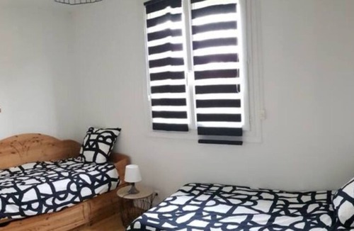 Saint-Nicolas-d'Aliermont House | House with garden