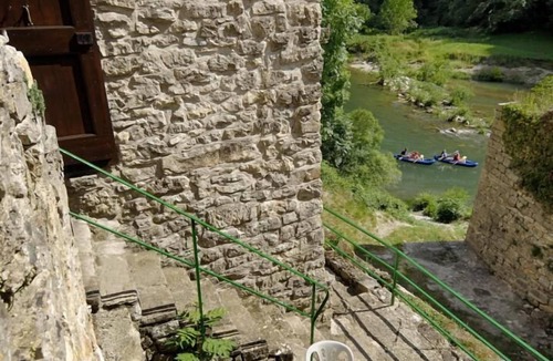 Saint-Chely-du-Tarn House | House