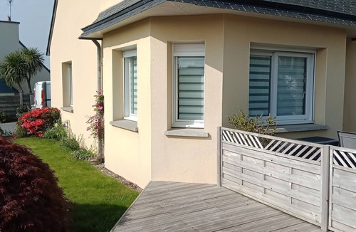 Saint-Thegonnec Loc-Eguiner House | House