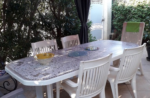 Villeneuve-les-Maguelone House | House in Villeneuve lès Maguelonne (Hérault)in a secure residence with