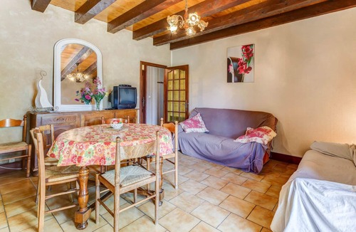 Prats-du-Perigord House | HOUSE FULL CAMPAIGN