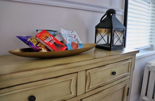 Butztown House | House full of Family fun + cozy vibes near great attractions