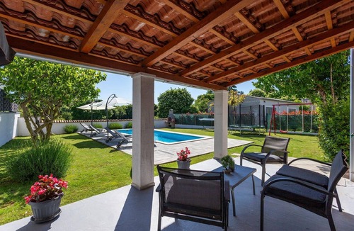 Svetvincenat House | House Furlani with lovely garden and private Pool