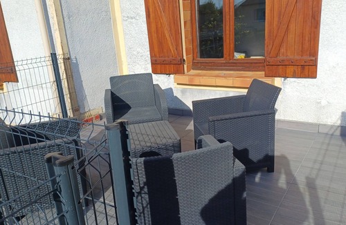 Les Cites House | House, garden, barbecue and bicycle classified 3*.
