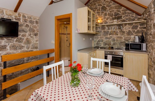 Gata House | House Gor (10482-K1) - Gata